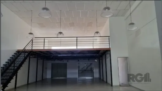 Ponto Comercial para alugar, 236m² no Medianeira, Porto Alegre