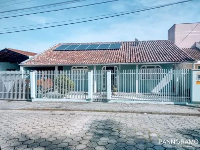 Casa com 3 Quartos à venda, 162m² no Fortaleza Alta, Blumenau