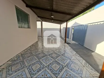 Casa com 2 Quartos para alugar, 55m² no Pacaembu, Uberlândia