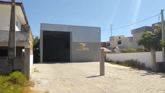Galpão/Depósito/Armazém à venda, 200m² no Barra do Aririú, Palhoça