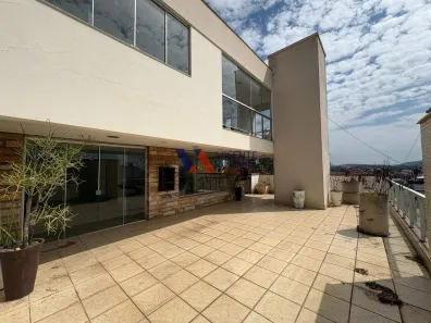 Casa com 4 Quartos para alugar, 350m² no Brasiléia, Betim