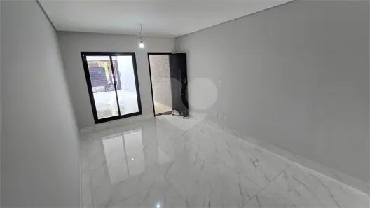 Sobrado com 3 Quartos para alugar, 158m² no Parque Maria Domitila, São Paulo