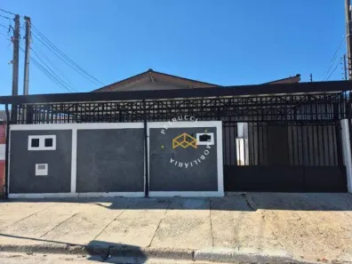 Casa com 3 Quartos à venda, 200m² no Parque Dom Pedro II, Campinas