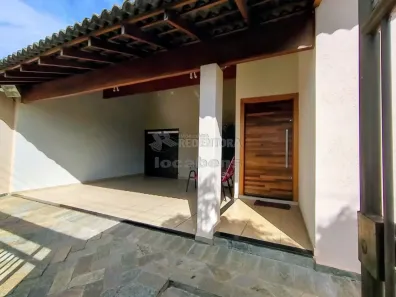 Casa com 4 Quartos para alugar, 184m² no Residencial Cidade Jardim, São José do Rio Preto