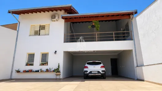 Casa com 3 Quartos à venda, 241m² no Parque Jambeiro, Campinas