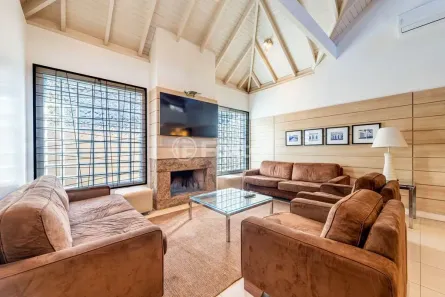 Casa de Condomínio com 5 Quartos à venda, 375m² no Jardim Carvalho, Porto Alegre