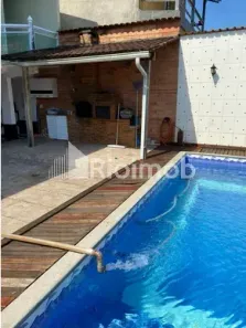 Casa de Condomínio com 3 Quartos à venda, 245m² no Vargem Grande, Rio de Janeiro