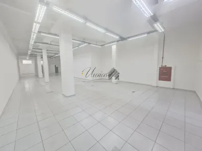 Ponto Comercial para alugar, 300m² no Mirandópolis, São Paulo
