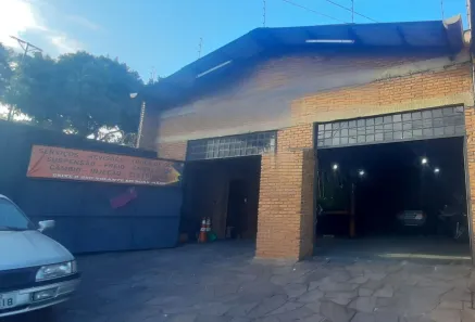 Galpão/Depósito/Armazém à venda, 438m² no Cavalhada, Porto Alegre