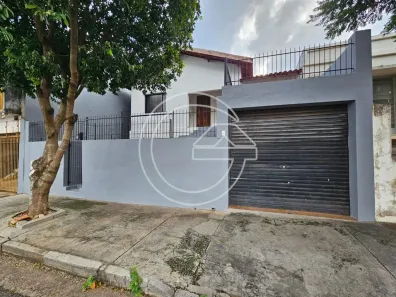 Casa com 3 Quartos para alugar, 10m² no Centro, Marília