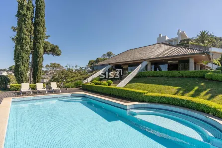 Casa com 4 Quartos à venda, 918m² no Santo Inácio, Curitiba