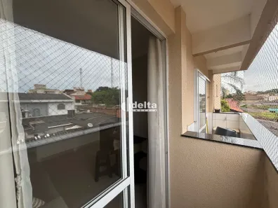 Apartamento com 2 Quartos para alugar, 78m² no Santa Mônica, Uberlândia