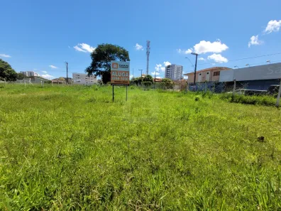 Lote/Terreno para alugar, 1200m² no Segismundo Pereira, Uberlândia