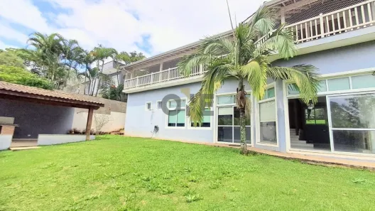 Casa de Condomínio com 3 Quartos para alugar, 342m² no Jardim Indaiá, Embu das Artes
