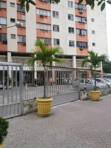 Apartamento com 2 Quartos para alugar, 60m² no Senador Camará, Rio de Janeiro