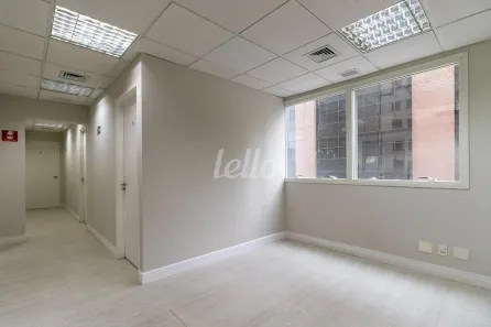 Sala Comercial para alugar, 38m² no Consolação, São Paulo