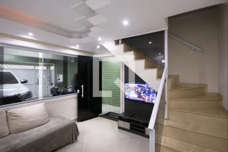 Casa com 3 Quartos à venda, 220m² no Jardim Modelo, São Paulo