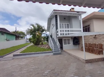 Casa com 3 Quartos à venda, 155m² no Serraria, São José