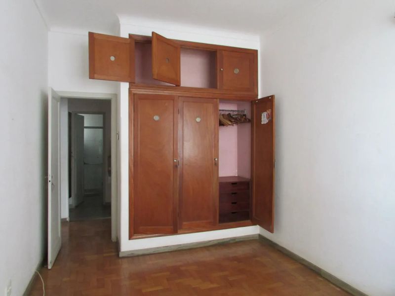 Casa com 4 quartos — Barroca, Belo Horizonte