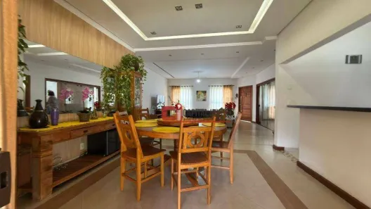 Fazenda/Sítio com 4 Quartos à venda, 263m² no Núcleo Urbano Parque Ana Helena, Jaguariúna