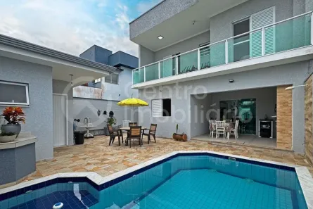 Casa com 4 Quartos à venda, 199m² no Estancia Sao José, Peruíbe