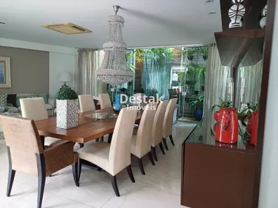 Casa com 5 Quartos à venda, 400m² no Jardim Amália, Volta Redonda