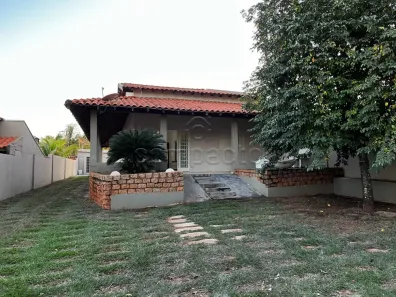 Fazenda/Sítio com 3 Quartos à venda, 180m² no , Fronteira