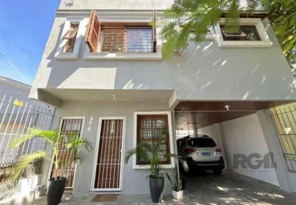 Casa com 4 Quartos à venda, 200m² no Partenon, Porto Alegre