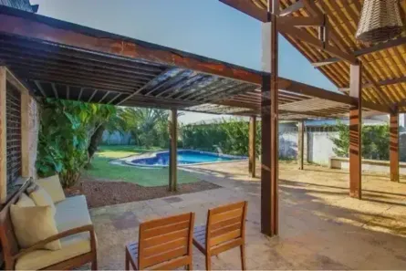 Casa com 5 Quartos à venda, 390m² no Candelária, Natal