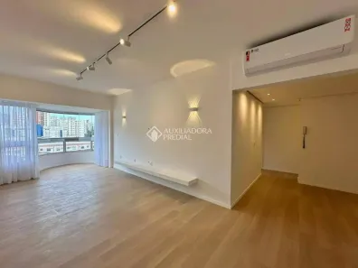 Apartamento com 2 Quartos à venda, 82m² no Centro, Florianópolis