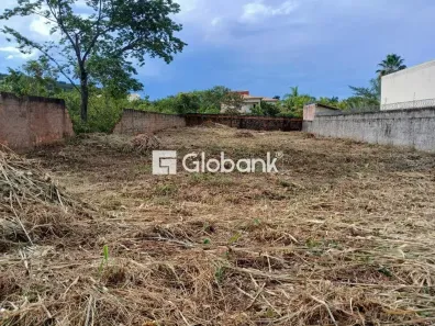 Lote/Terreno à venda, 1045m² no Ibituruna, Montes Claros