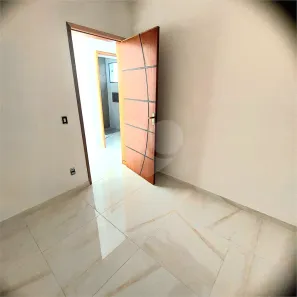 Apartamento com 2 Quartos à venda, 37m² no Vila Marieta, São Paulo