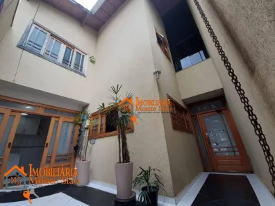 Sobrado com 2 Quartos à venda, 264m² no Cidade Maia, Guarulhos