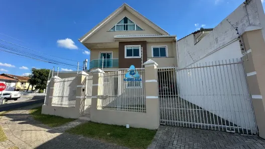 Sobrado com 3 Quartos à venda, 154m² no Novo Mundo, Curitiba