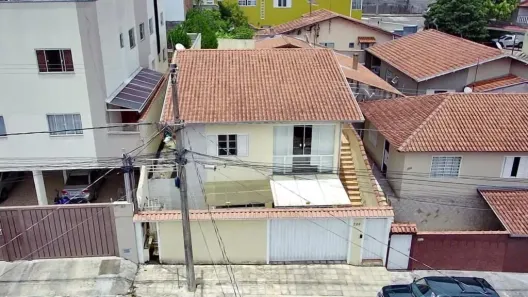 Casa com 3 Quartos à venda, 140m² no Jardim das Hortênsias, Poços de Caldas