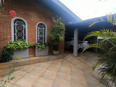 Casa com 3 Quartos à venda, 161m² no Vila Galvão, Jundiaí
