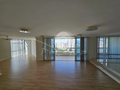 Apartamento com 3 Quartos à venda, 220m² no Centro, Campinas