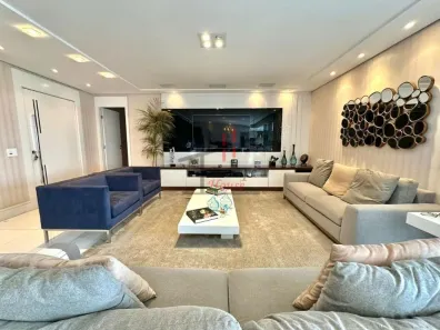 Apartamento com 3 Quartos para alugar, 224m² no Vila Gomes Cardim, São Paulo