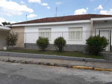 Casa com 5 Quartos à venda, 145m² no São Benedito, Guaratinguetá