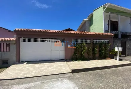 Casa de Condomínio com 4 Quartos à venda, 200m² no Nova Cidade, Macaé