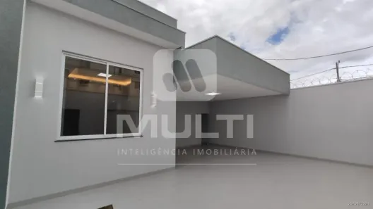 Casa com 3 Quartos à venda, 116m² no Novo Mundo, Uberlândia