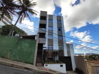 Apartamento com 2 Quartos para alugar, 75m² no Paineiras, Juiz de Fora