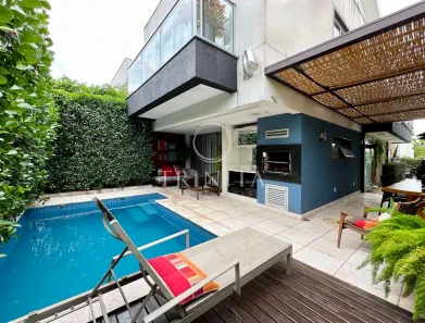 Casa de Condomínio com 4 Quartos à venda, 200m² no Recreio dos Bandeirantes, Rio de Janeiro