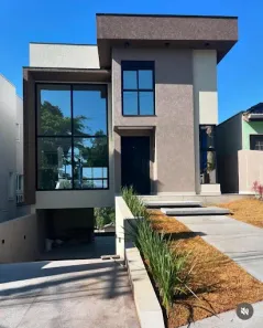 Casa de Condomínio com 4 Quartos à venda, 241m² no Parque Nova Jandira, Jandira
