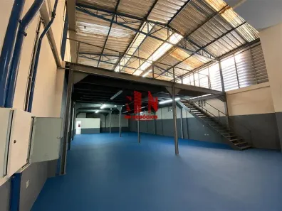 Galpão/Depósito/Armazém para alugar, 600m² no Vila Bandeirantes, São Paulo