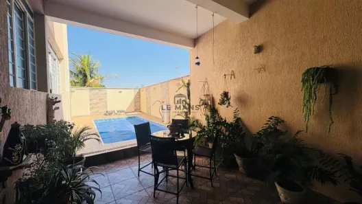 Casa com 4 Quartos à venda, 380m² no Jardim Califórnia, Piracicaba