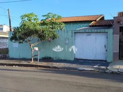 Casa com 2 Quartos à venda, 135m² no Leonor, Londrina