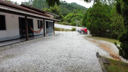 Fazenda/Sítio com 3 Quartos à venda, 7000m² no Tomaz Coelho, Brusque