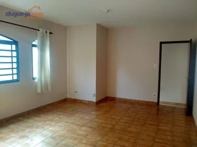 Sobrado com 3 Quartos para alugar, 120m² no Cidade Morumbi, São José dos Campos