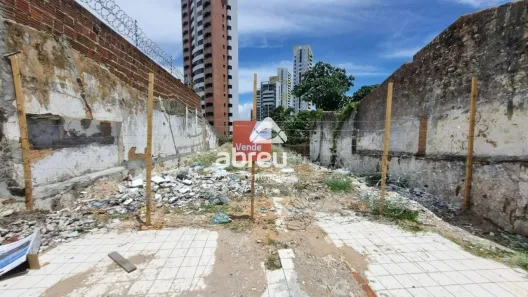 Lote/Terreno à venda, 273m² no Barro Vermelho, Natal